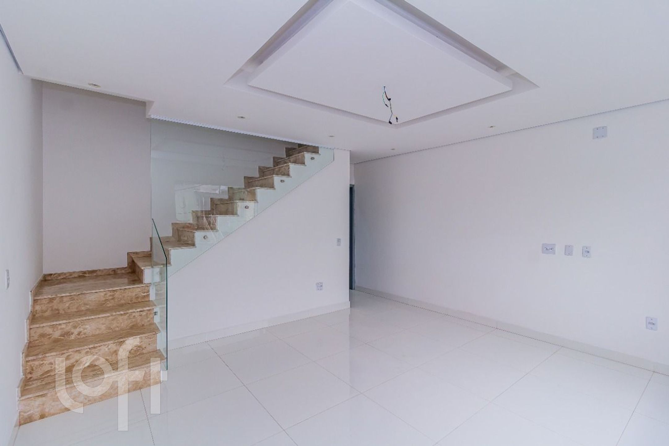 Casa à venda com 3 quartos, 180m² - Foto 3