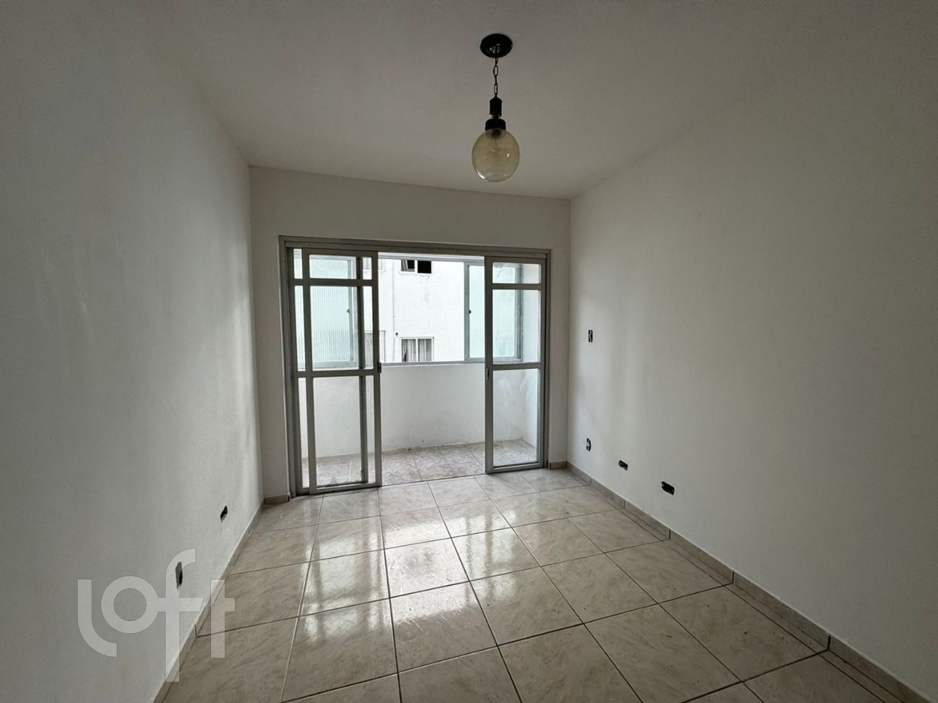 Apartamento à venda em Pioneiros com 55 m², 2 quartos, 1 vaga
