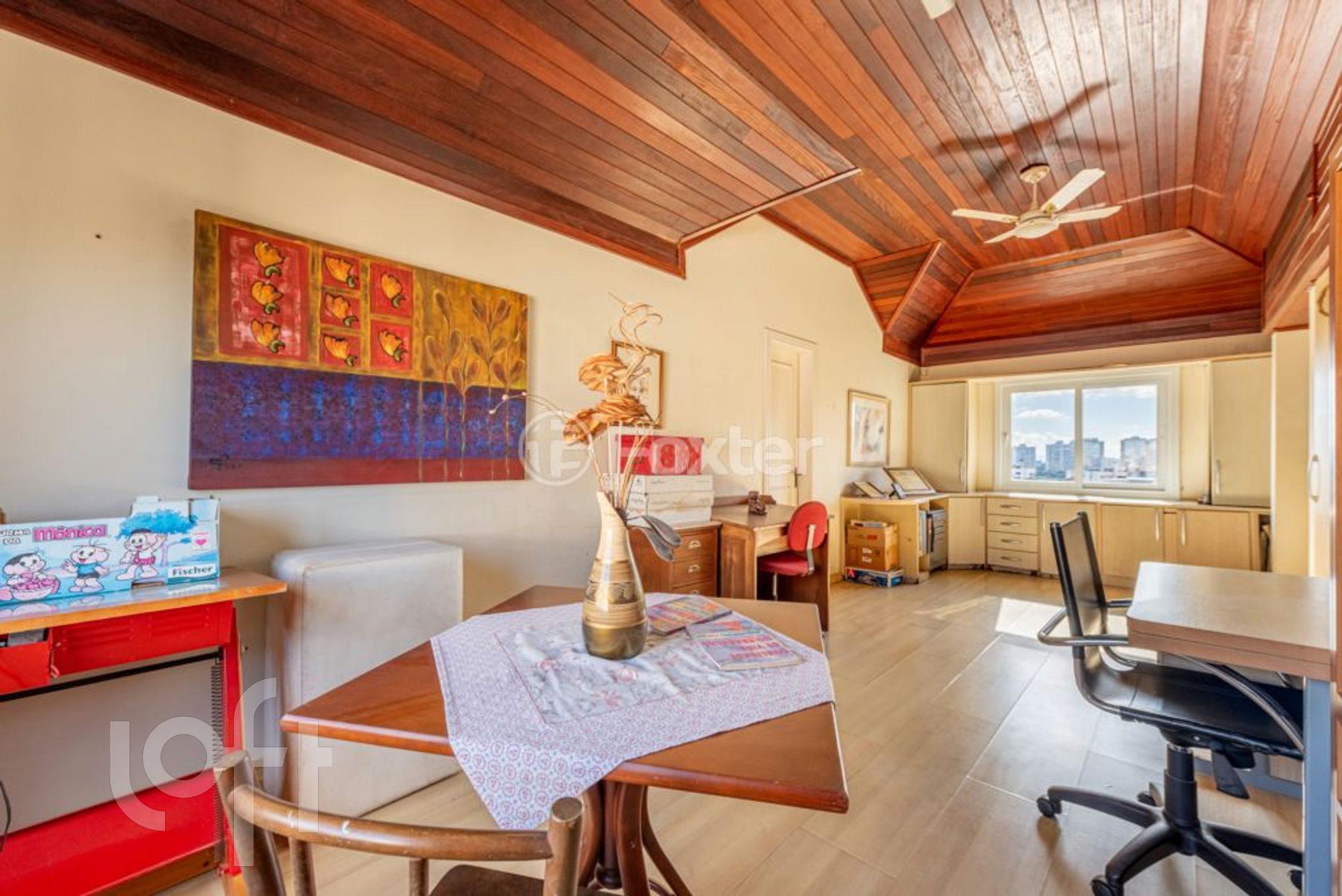 Casa em Condomínio com 212m², 4 dormitórios, 2 suítes, 2 vagas, Chácara das Pedras em Porto Alegre