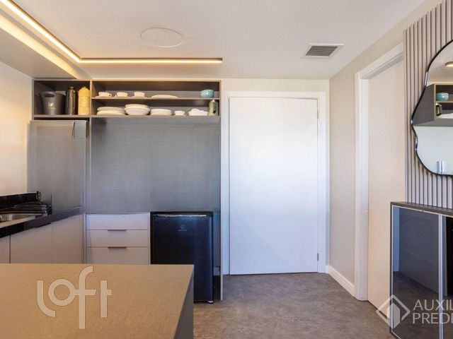Apartamento com 33m², 1 dormitório, Rio Branco em Porto Alegre