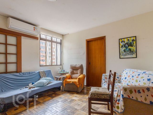 Apartamento com 132m², 3 dormitórios, 1 suíte, Menino Deus em Porto Alegre