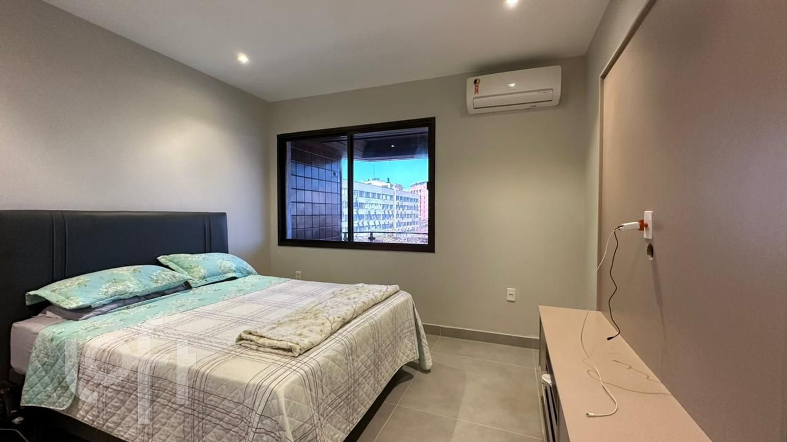 Apartamento à venda com 1 quarto, 66m² - Foto 11