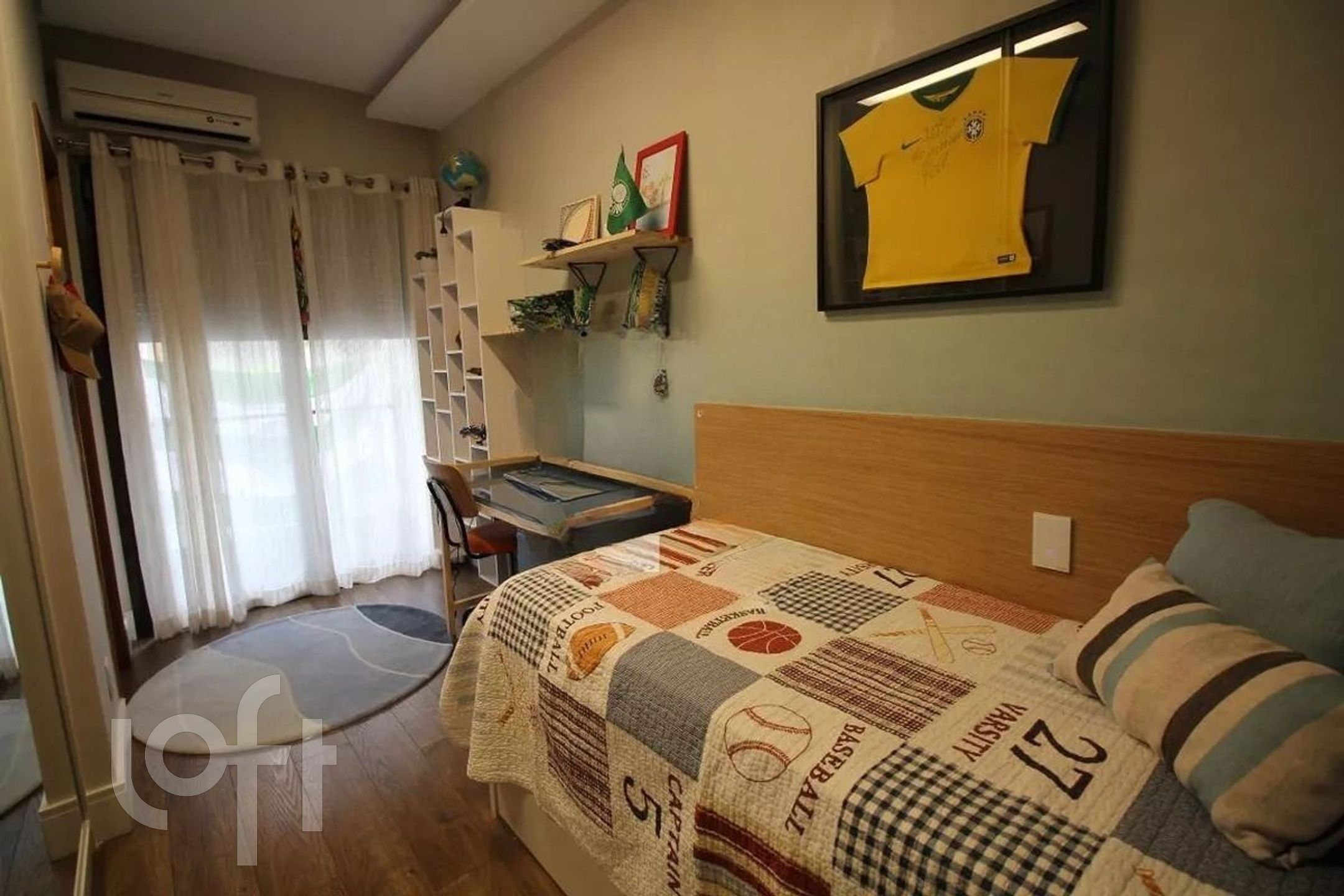 Casa à venda com 4 quartos, 230m² - Foto 10