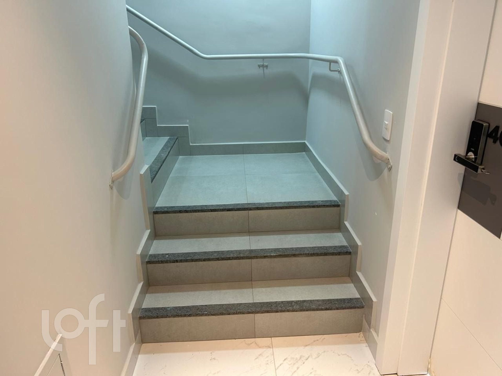 Apartamento à venda com 2 quartos, 58m² - Foto 12