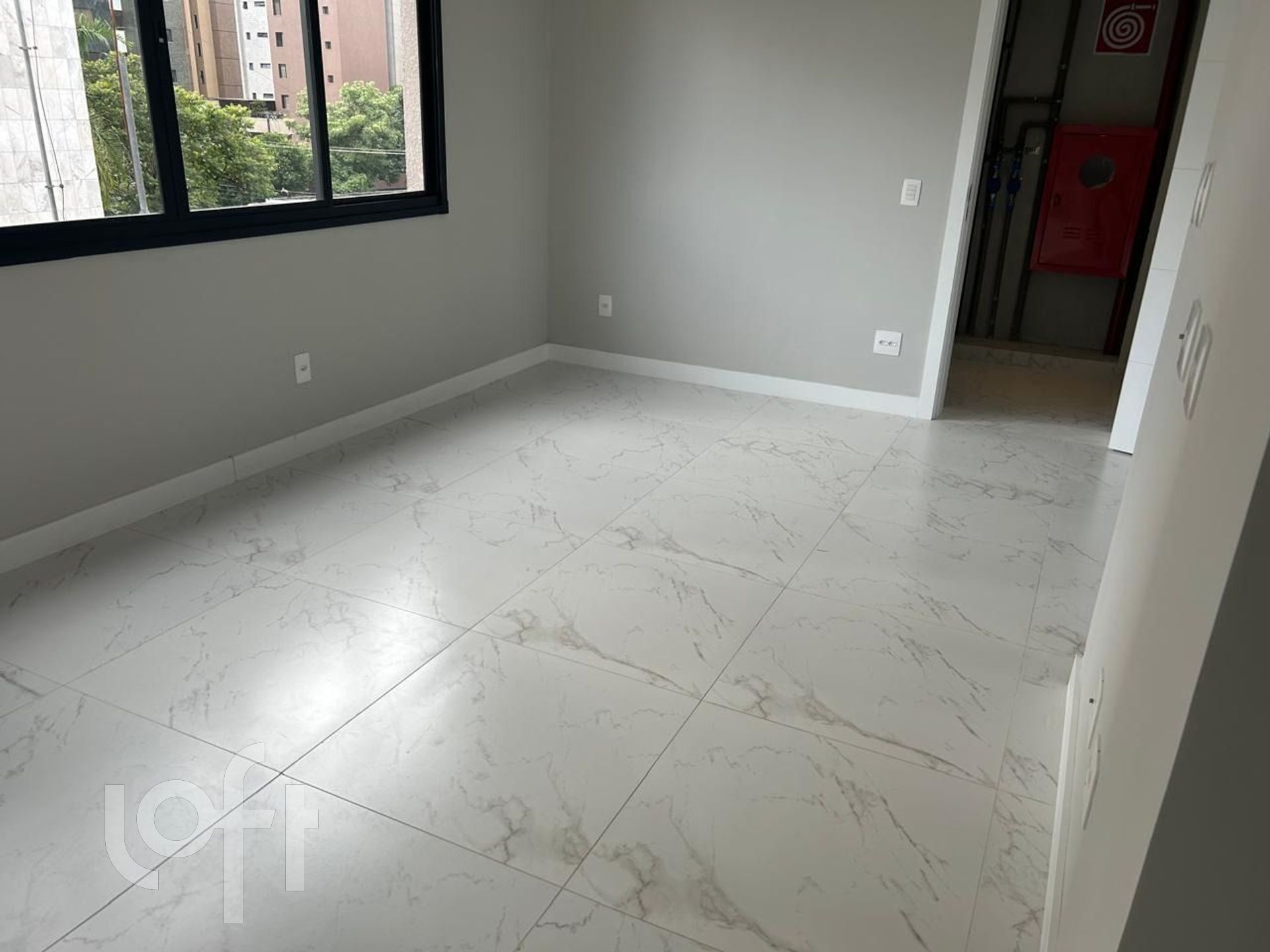 Apartamento à venda com 2 quartos, 58m² - Foto 1