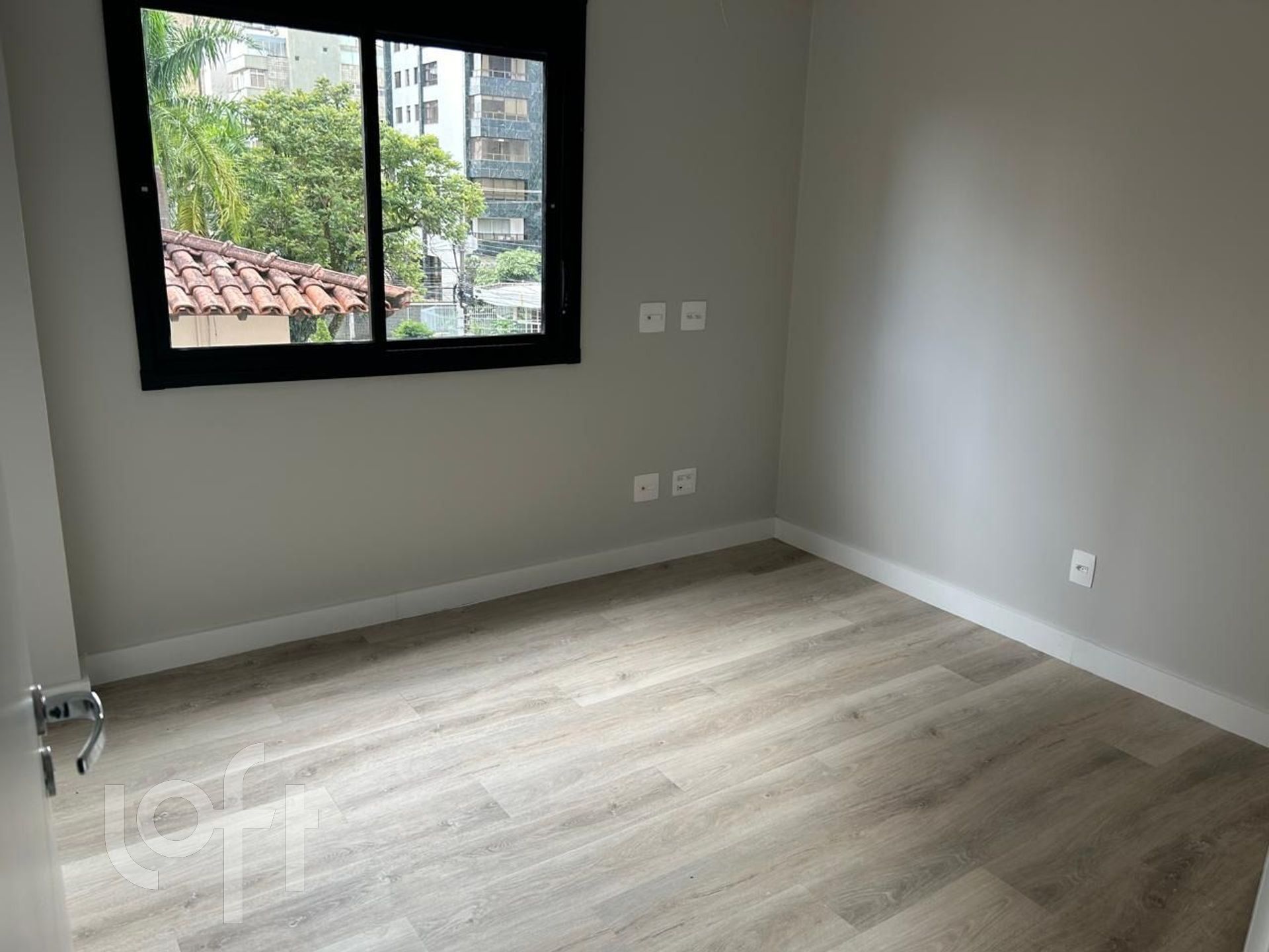 Apartamento à venda com 2 quartos, 58m² - Foto 4