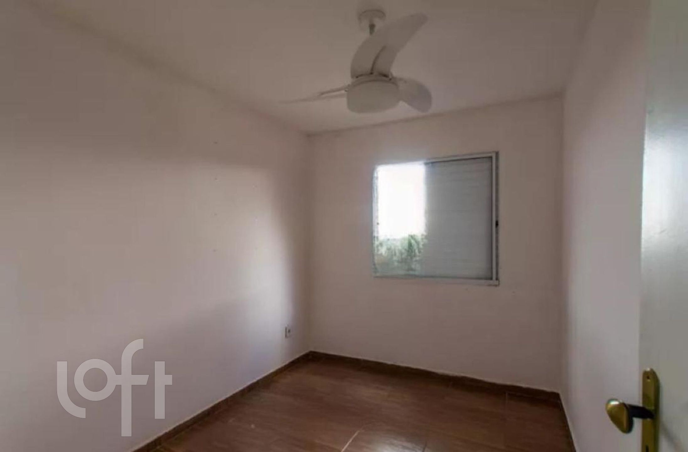 Apartamento à venda com 2 quartos, 41m² - Foto 3