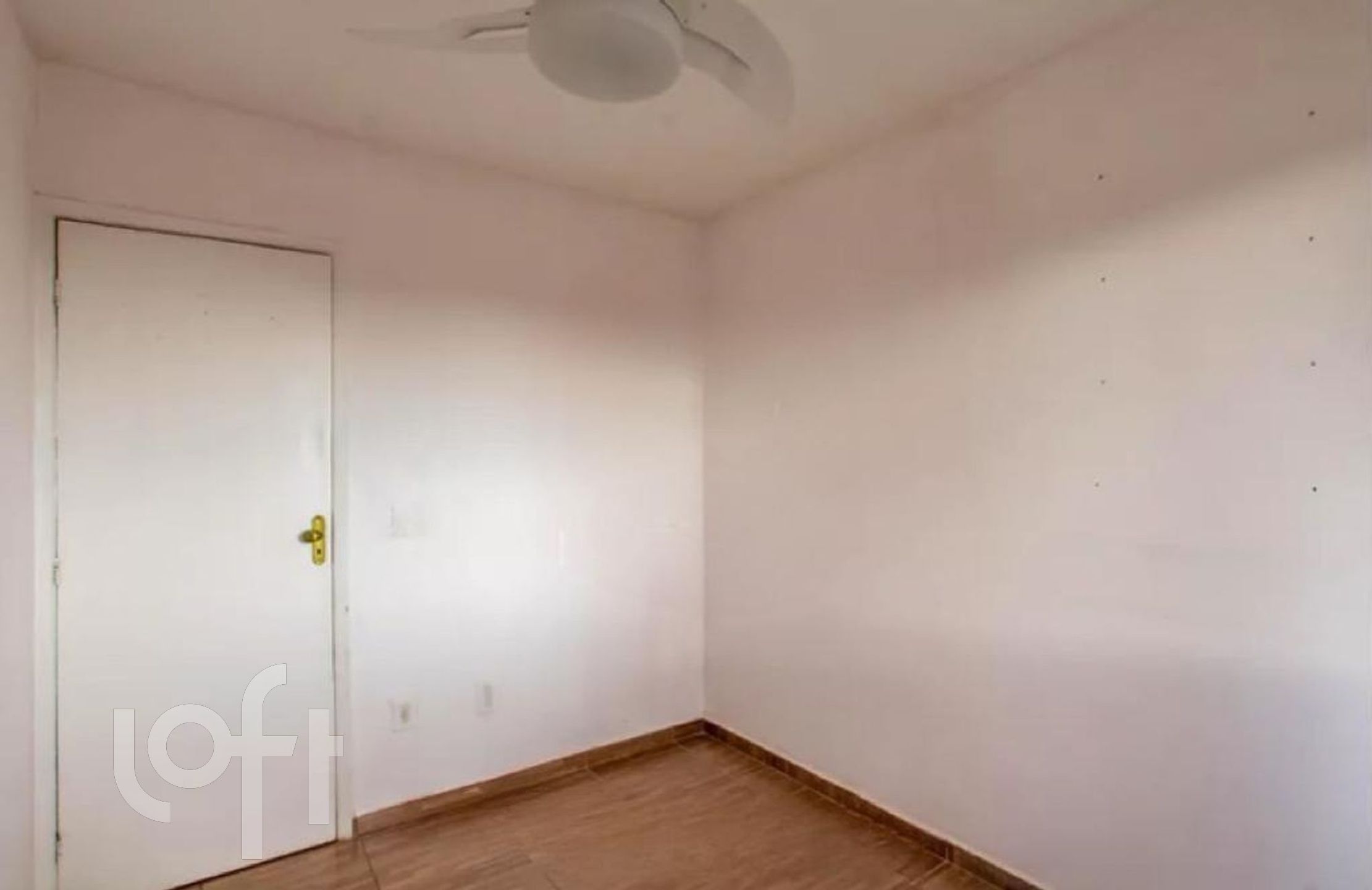 Apartamento à venda com 2 quartos, 41m² - Foto 2