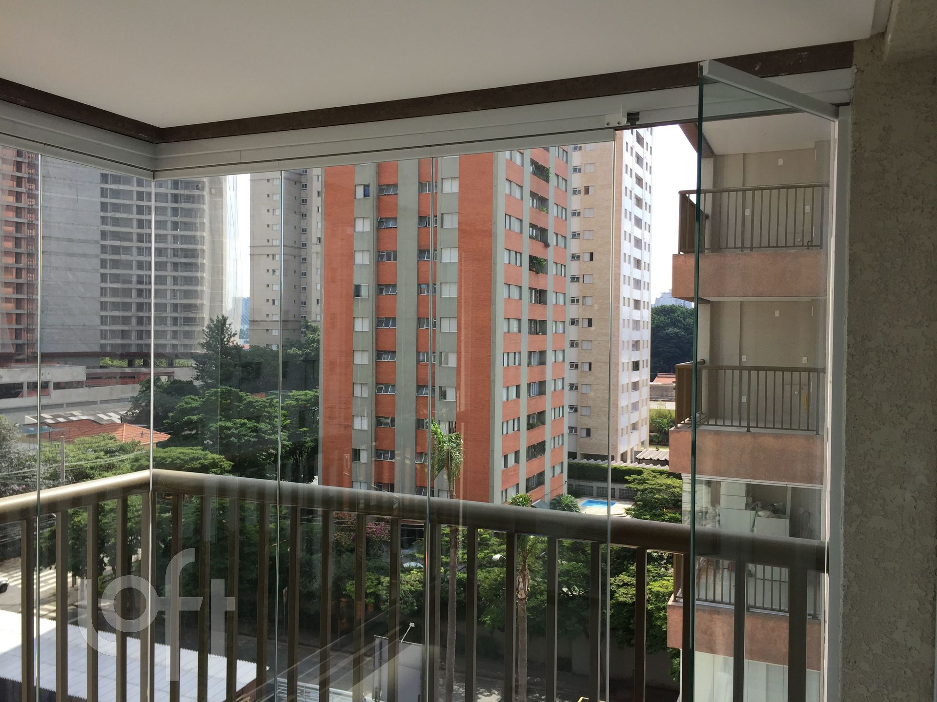 Apartamento à venda com 1 quarto, 41m² - Foto 18