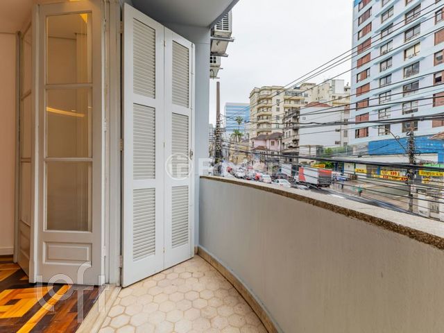 Apartamento com 111m², 3 dormitórios, 1 suíte, Independência em Porto Alegre
