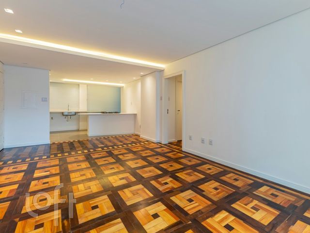 Apartamento com 111m², 3 dormitórios, 1 suíte, Independência em Porto Alegre