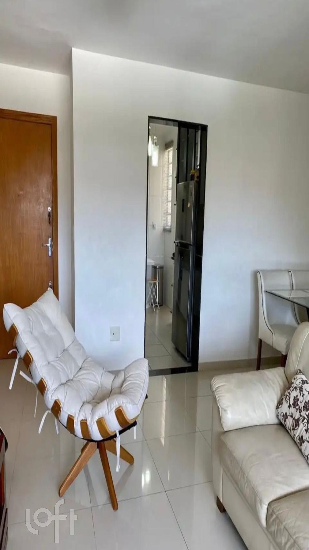 Apartamento à venda com 3 quartos, 82m² - Foto 2