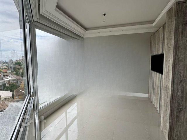 Apartamento com 101m², 3 dormitórios, 3 suítes, 2 vagas, São João em Porto Alegre