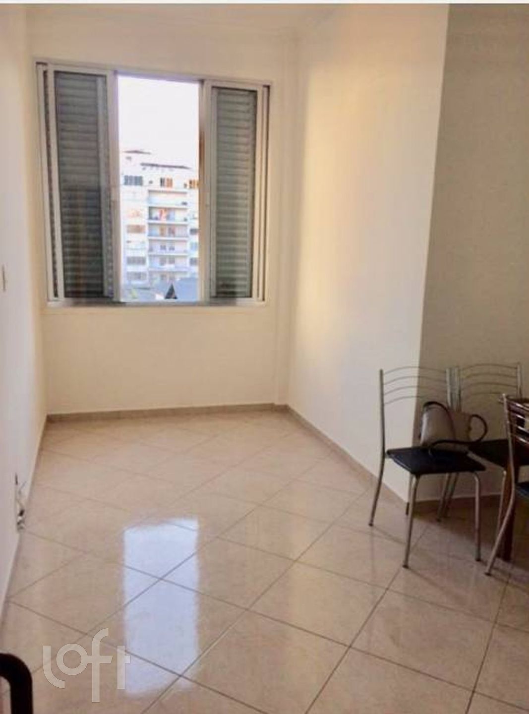 Apartamento à venda com 1 quarto, 45m² - Foto 9