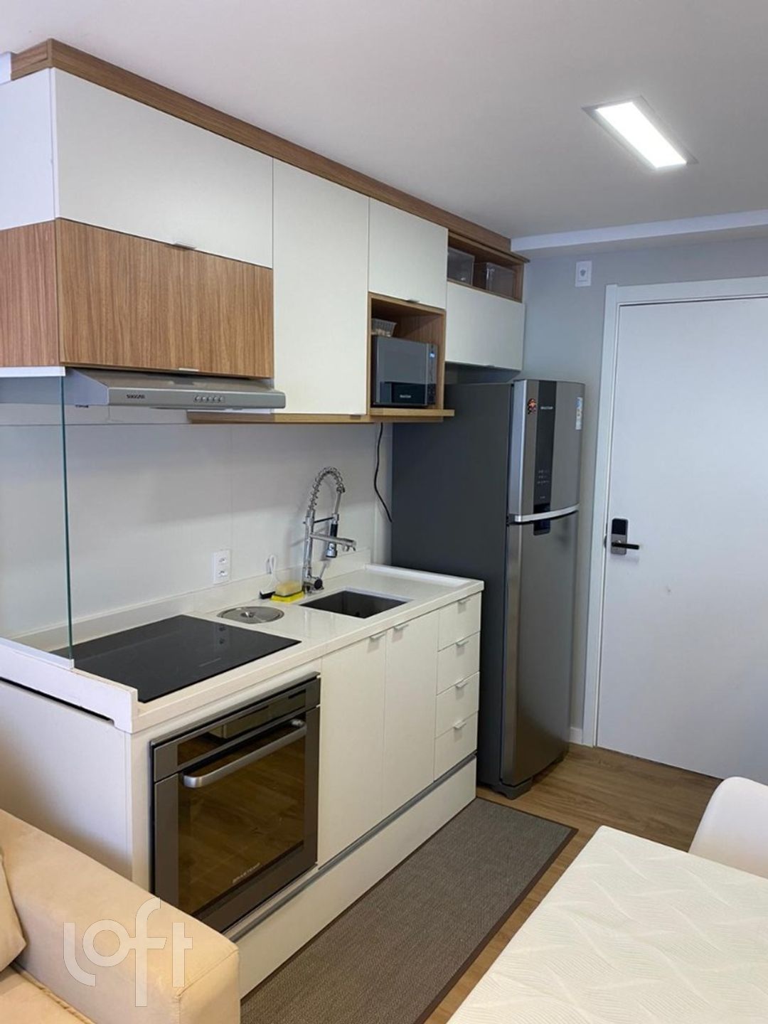 Apartamento à venda com 2 quartos, 33m² - Foto 2