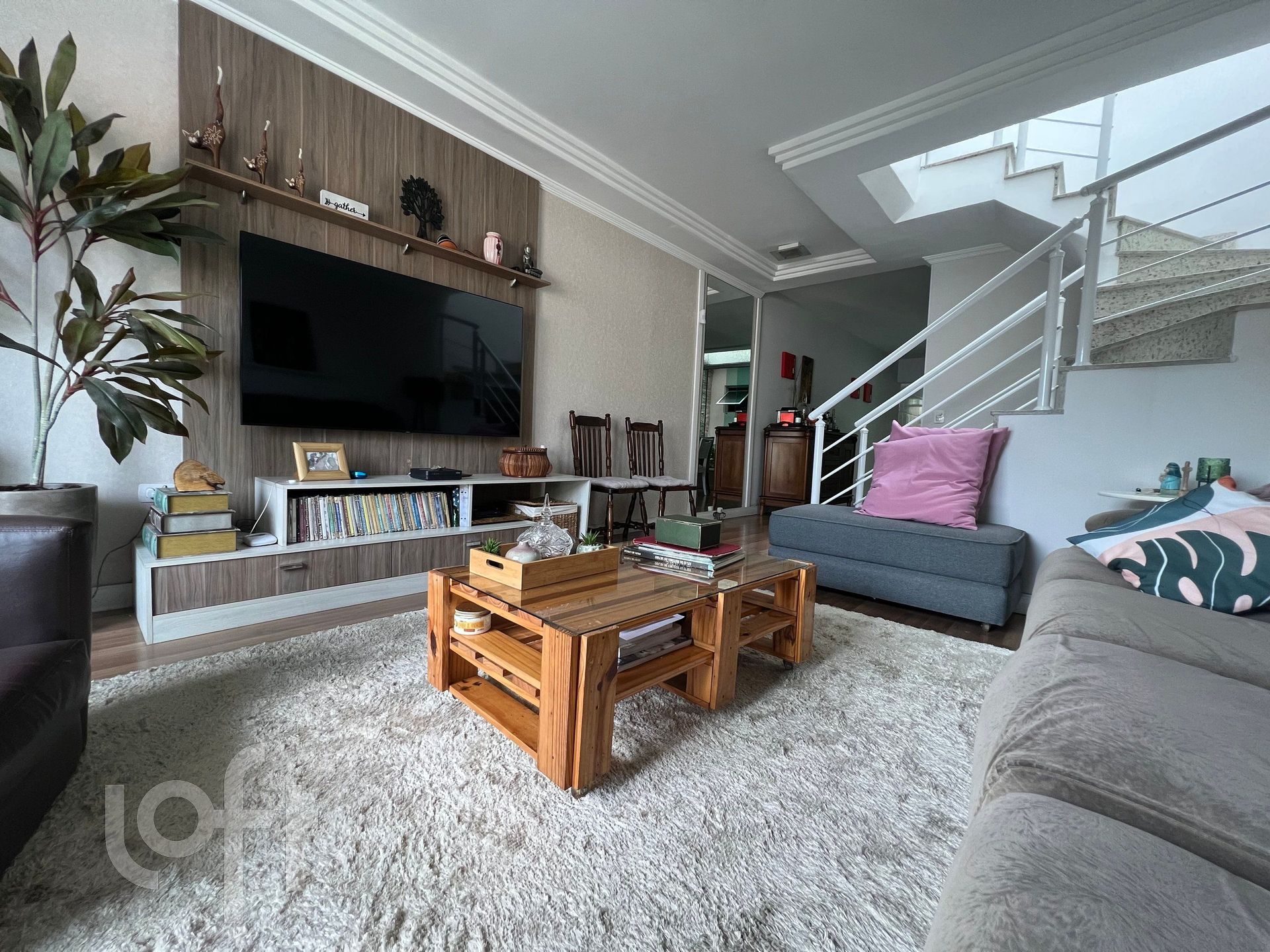 Casa, 4 quartos, 185 m² - Foto 1