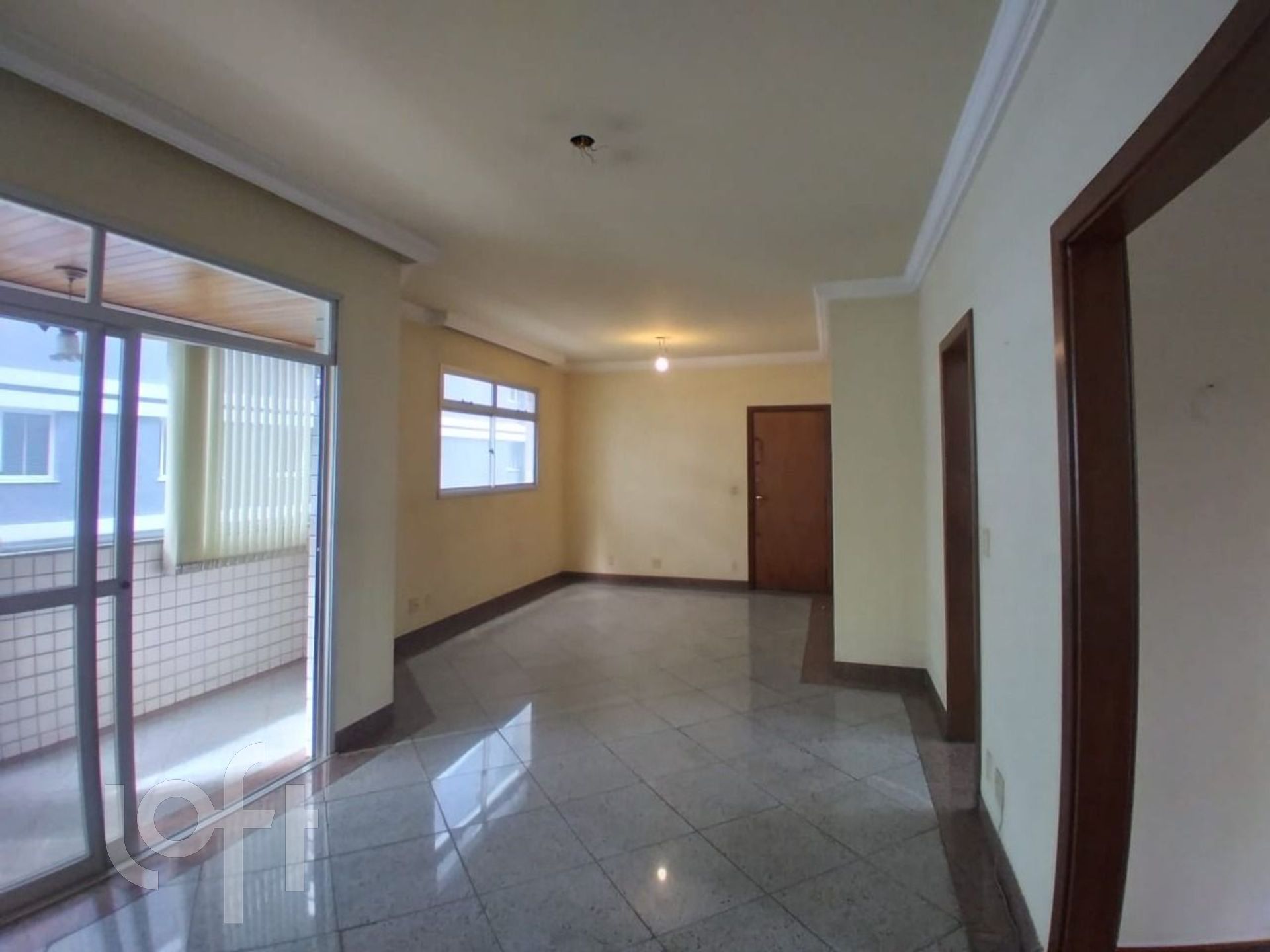 Apartamento à venda com 4 quartos, 125m² - Foto 1