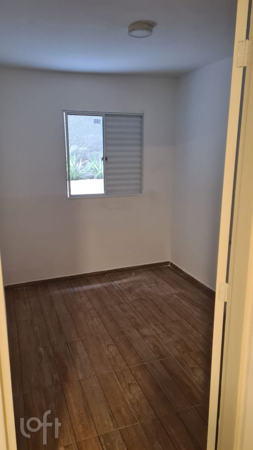 Apartamento à venda com 2 quartos, 34m² - Foto 3