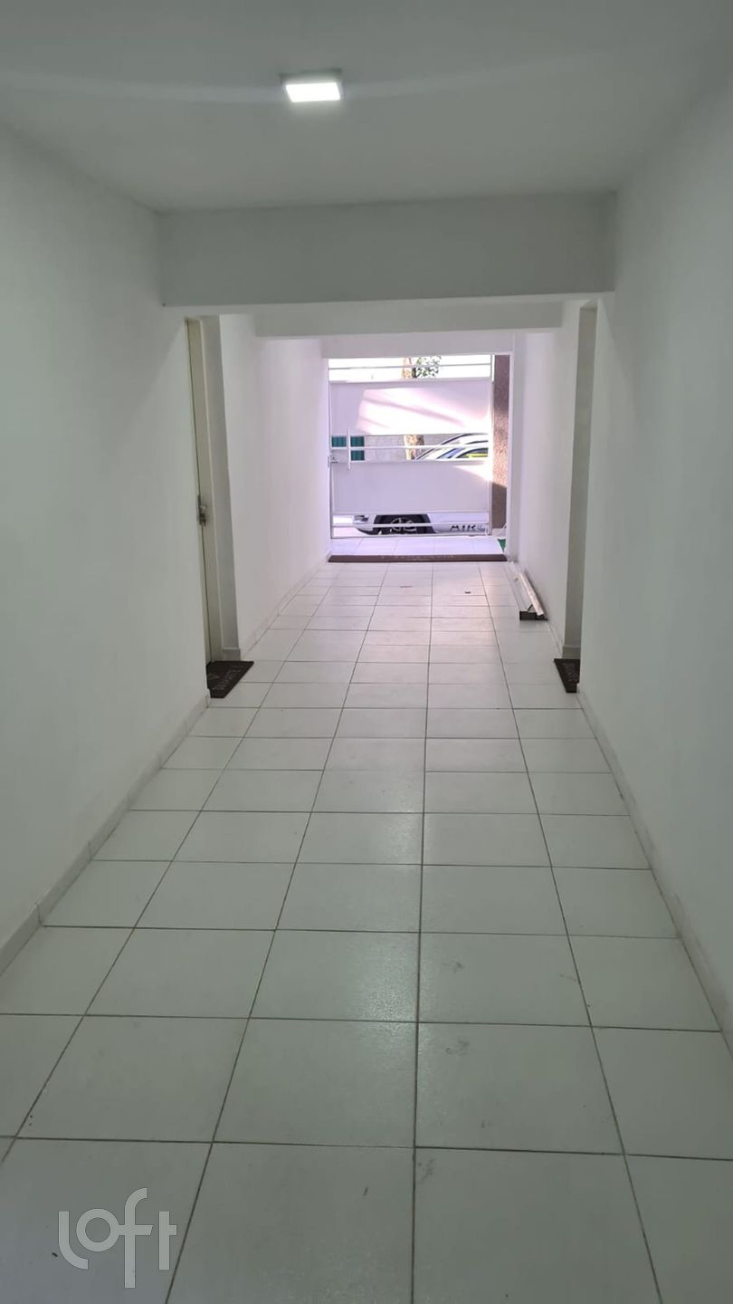 Apartamento à venda com 2 quartos, 34m² - Foto 6