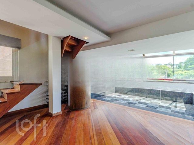 Apartamento com 302m², 4 dormitórios, 1 suíte, 3 vagas, Menino Deus em Porto Alegre