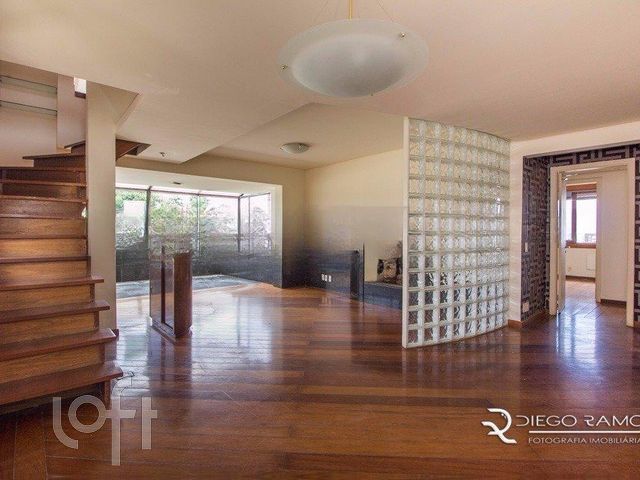 Apartamento com 302m², 4 dormitórios, 1 suíte, 3 vagas, Menino Deus em Porto Alegre