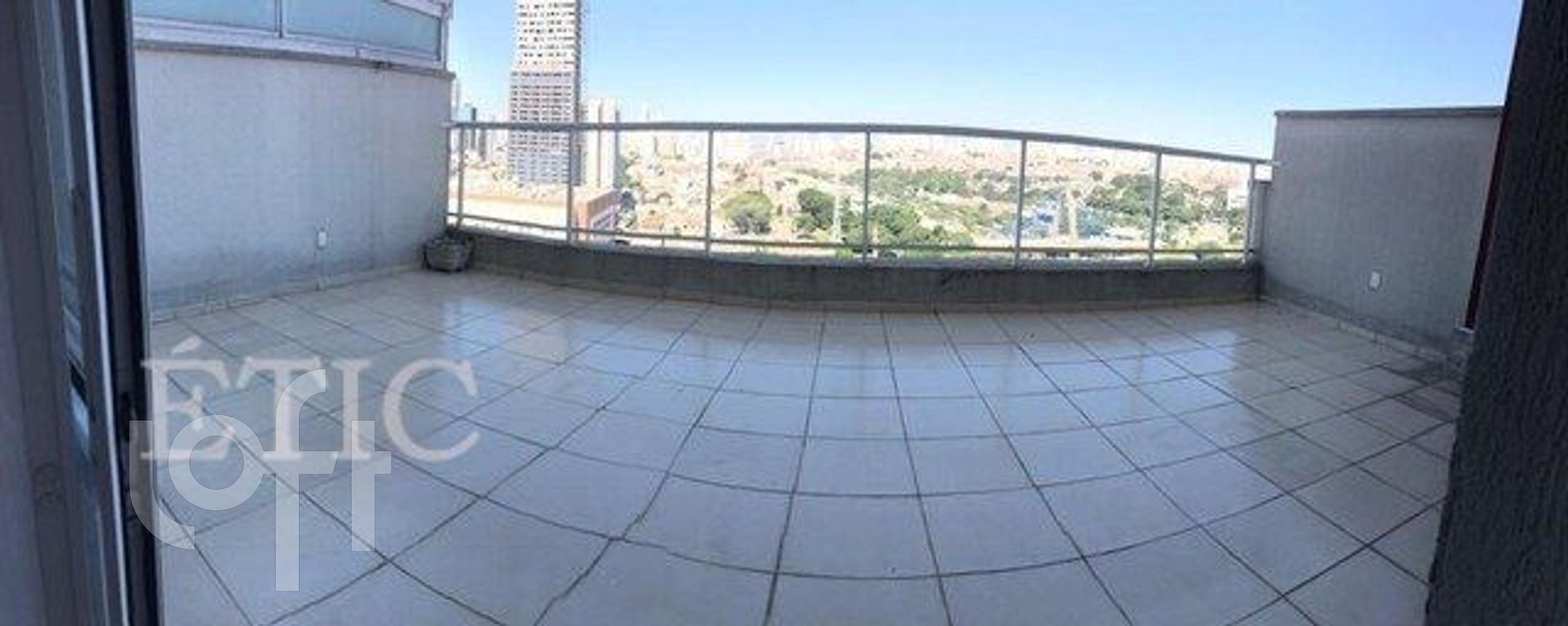 Apartamento à venda com 1 quarto, 62m² - Foto 11