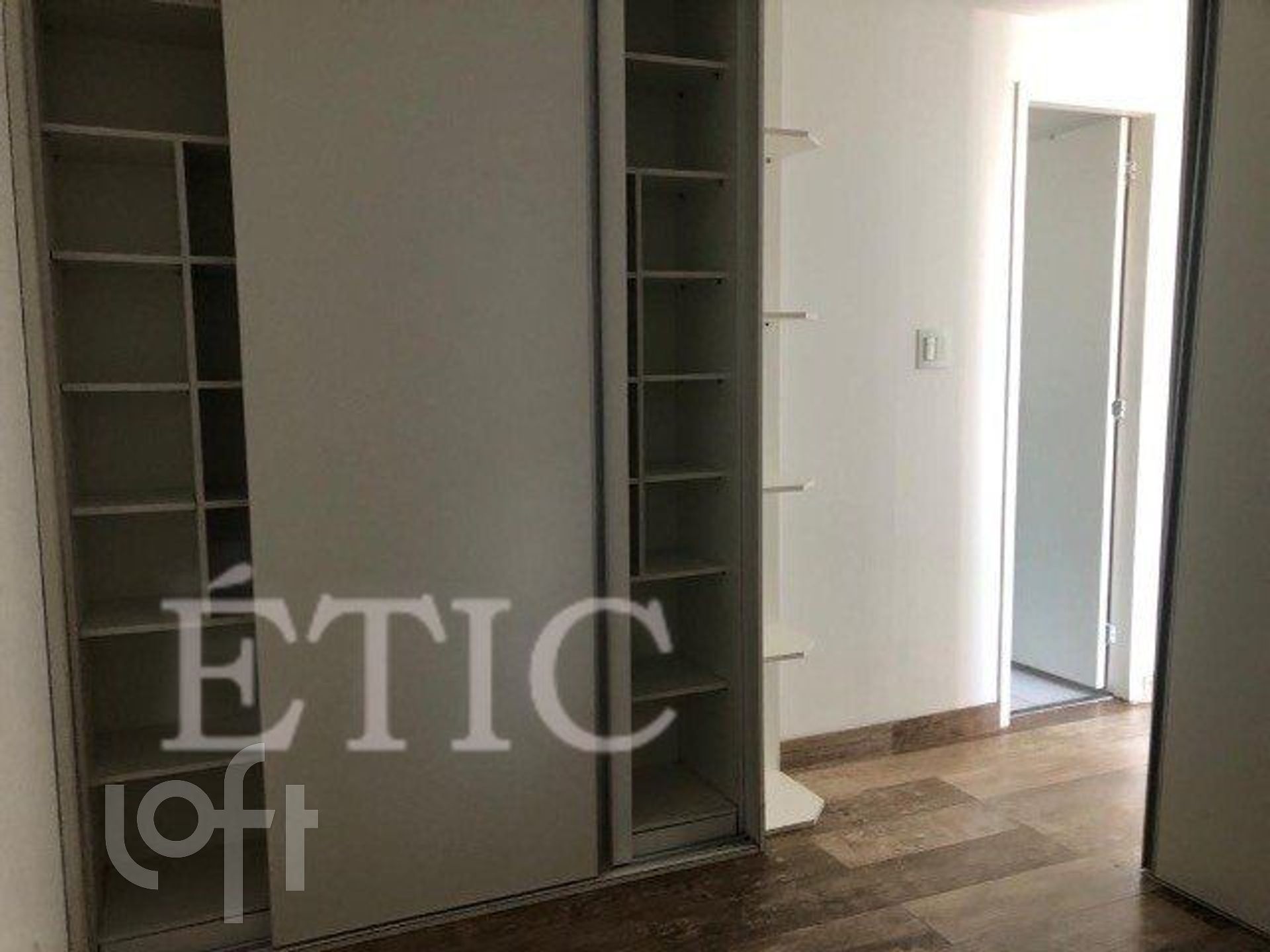 Apartamento à venda com 1 quarto, 62m² - Foto 14