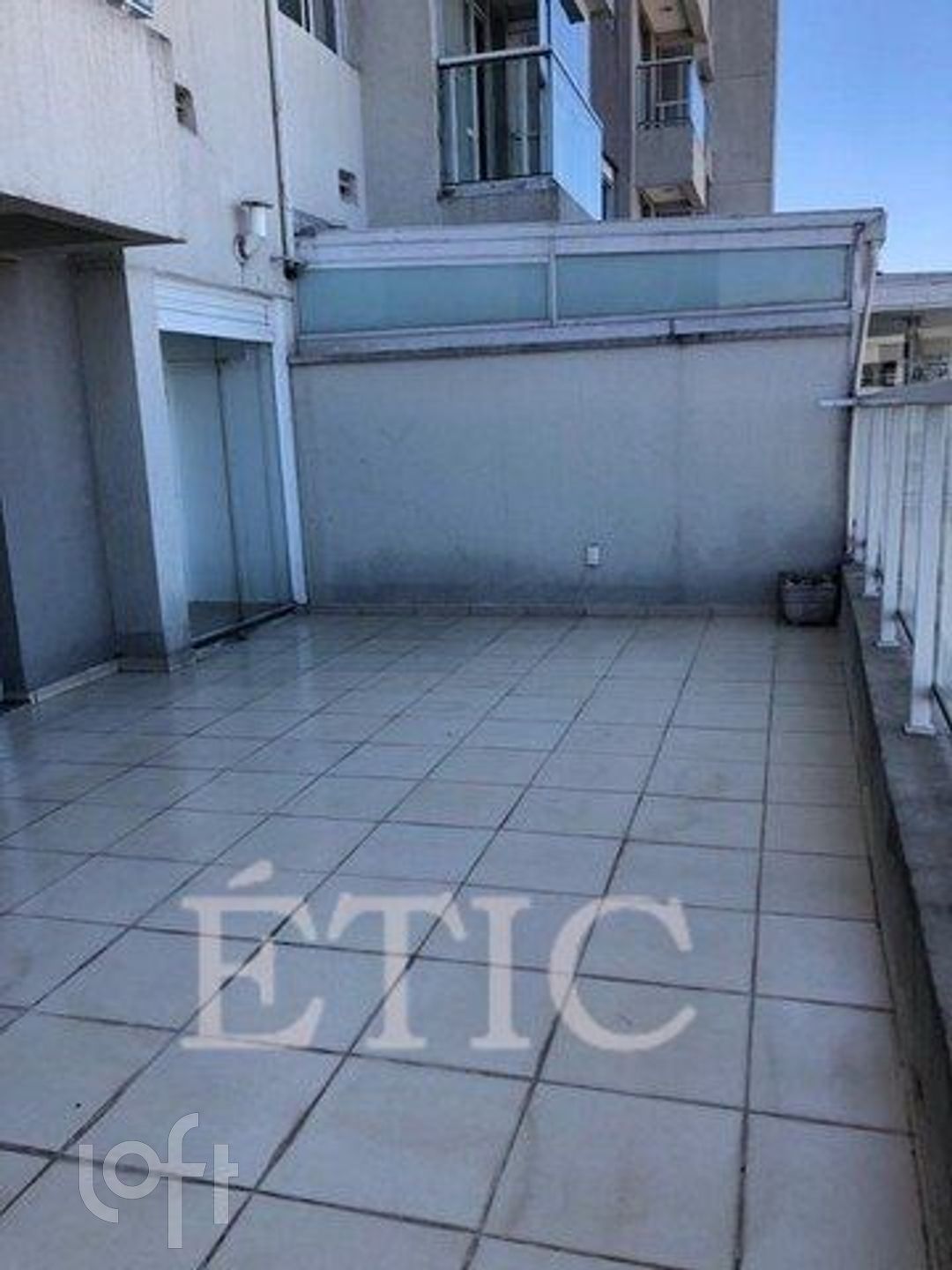 Apartamento à venda com 1 quarto, 62m² - Foto 12