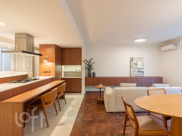 Apartamento com 101m², 3 dormitórios, 1 vaga, Bom Fim em Porto Alegre
