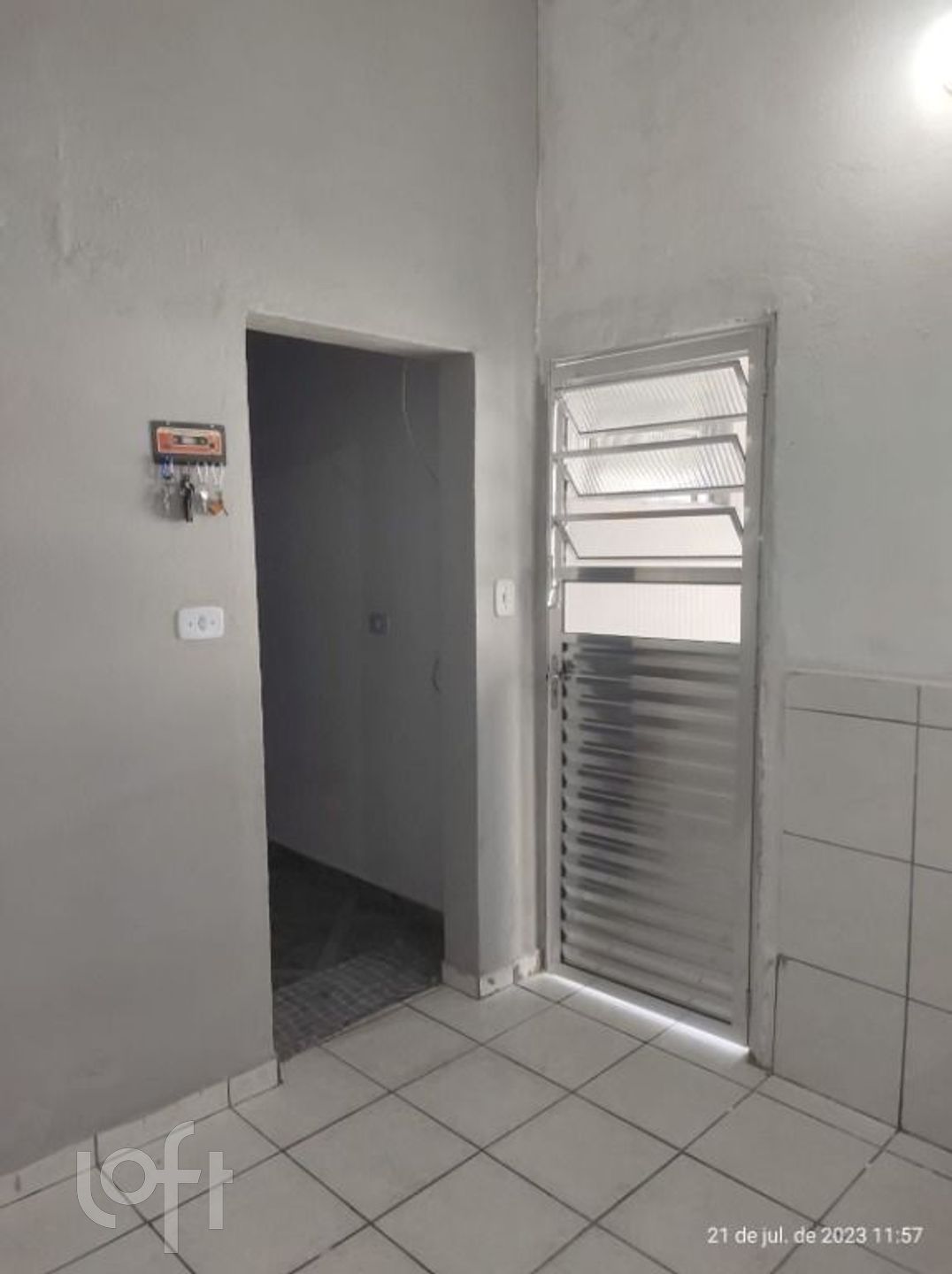 Casa à venda com 3 quartos, 270m² - Foto 4