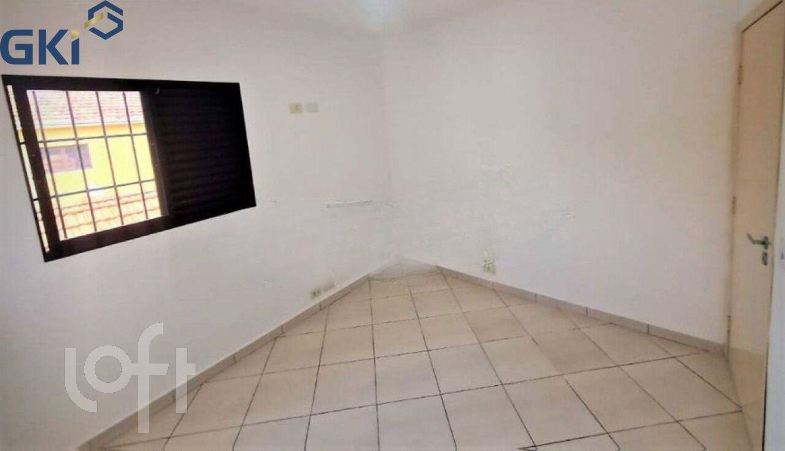 Casa à venda com 4 quartos, 200m² - Foto 12