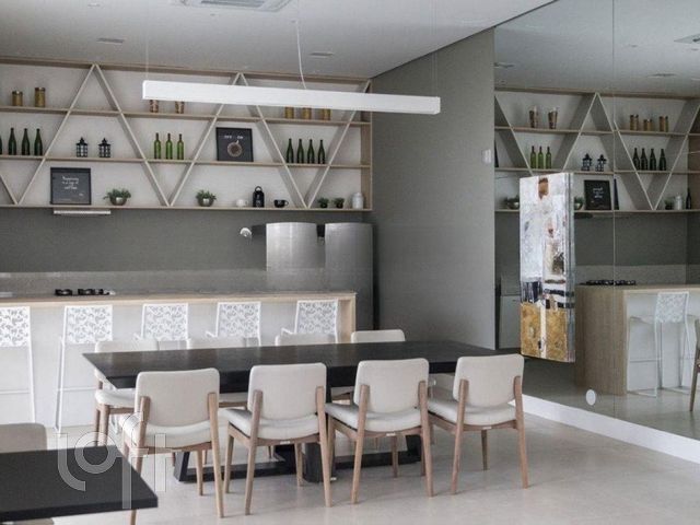 Apartamento com 308m², 3 dormitórios, 3 suítes, 4 vagas, Petrópolis em Porto Alegre