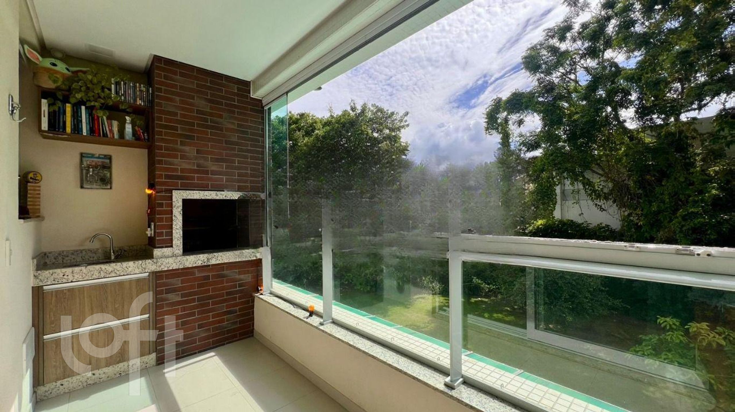 Apartamento à venda em Jurere Leste com 69 m², 2 quartos, 1 suíte, 2 vagas