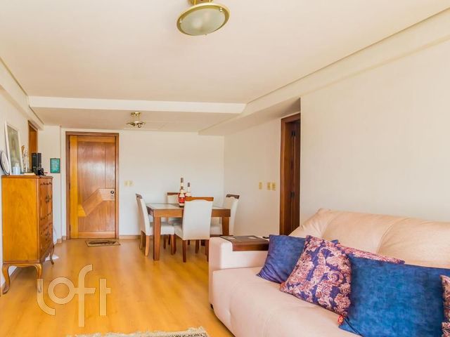 Apartamento com 90m², 3 dormitórios, 1 suíte, Praia de Belas em Porto Alegre