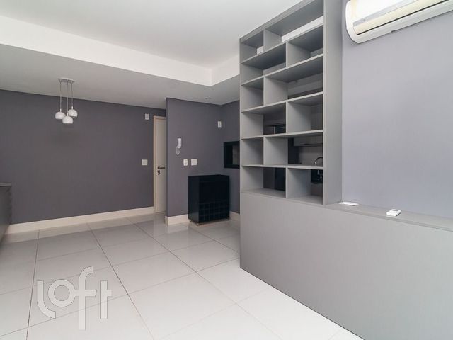 Apartamento com 71m², 2 dormitórios, 1 suíte, 1 vaga, Petrópolis em Porto Alegre