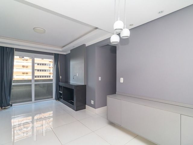 Apartamento com 71m², 2 dormitórios, 1 suíte, 1 vaga, Petrópolis em Porto Alegre