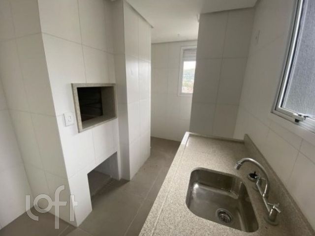 Apartamento com 61m², 2 dormitórios, 1 suíte, 1 vaga, Jardim Botânico em Porto Alegre