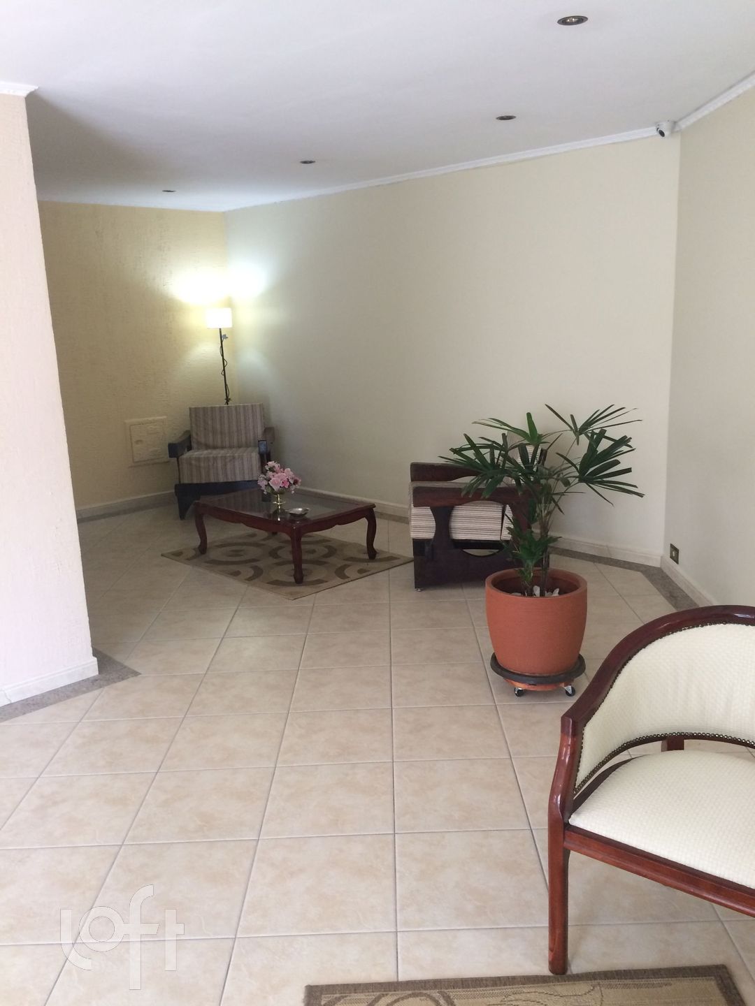 Apartamento à venda com 2 quartos, 70m² - Foto 5