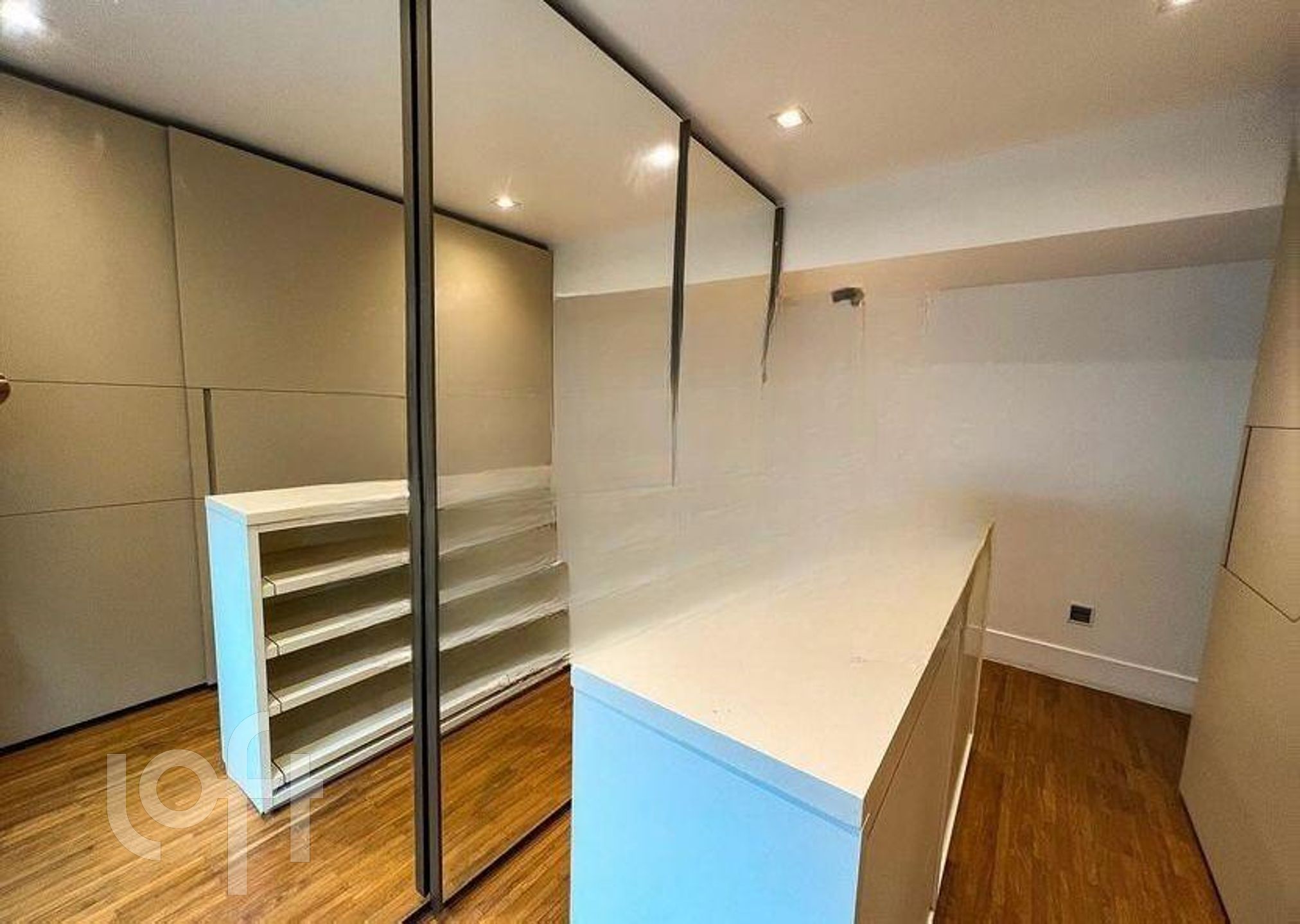 Apartamento à venda com 2 quartos, 150m² - Foto 5