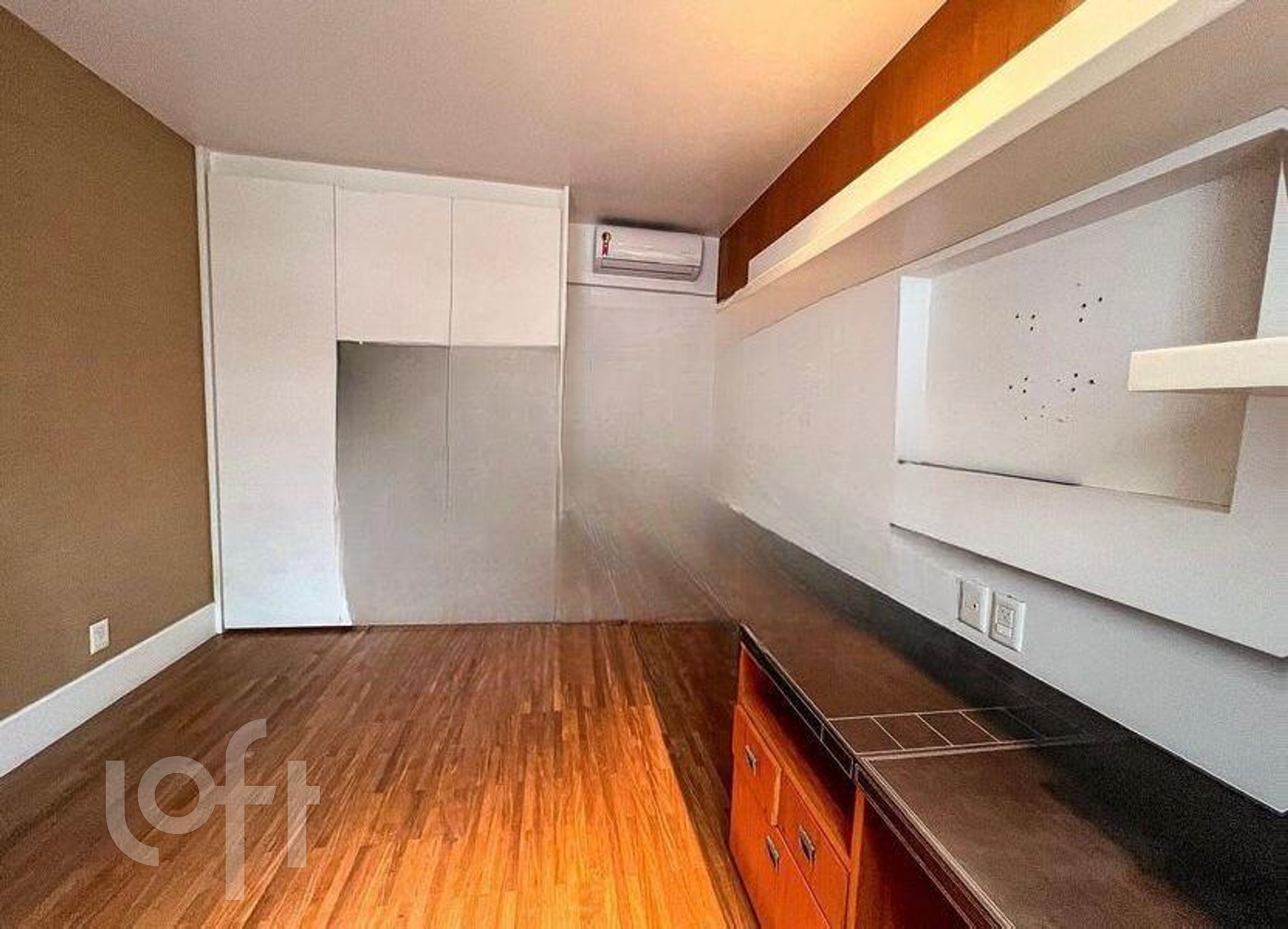 Apartamento à venda com 2 quartos, 150m² - Foto 7