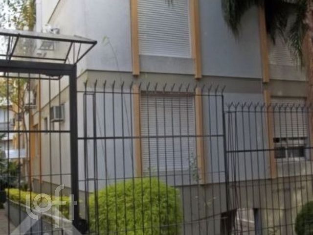 Apartamento com 73m², 2 dormitórios, 1 suíte, 1 vaga, Petrópolis em Porto Alegre