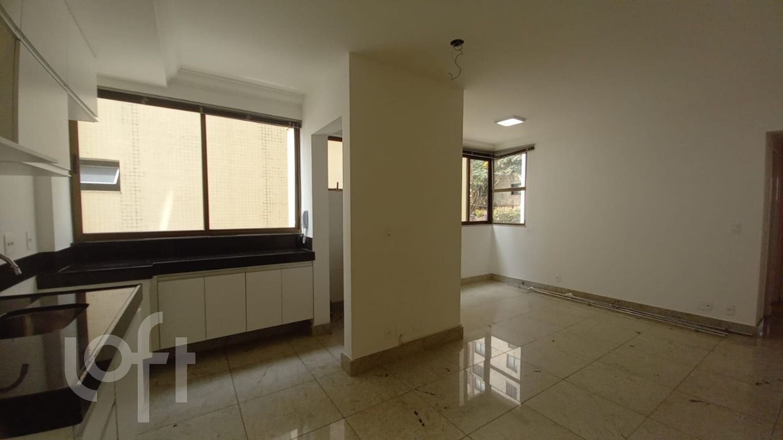 Apartamento à venda com 2 quartos, 72m² - Foto 4