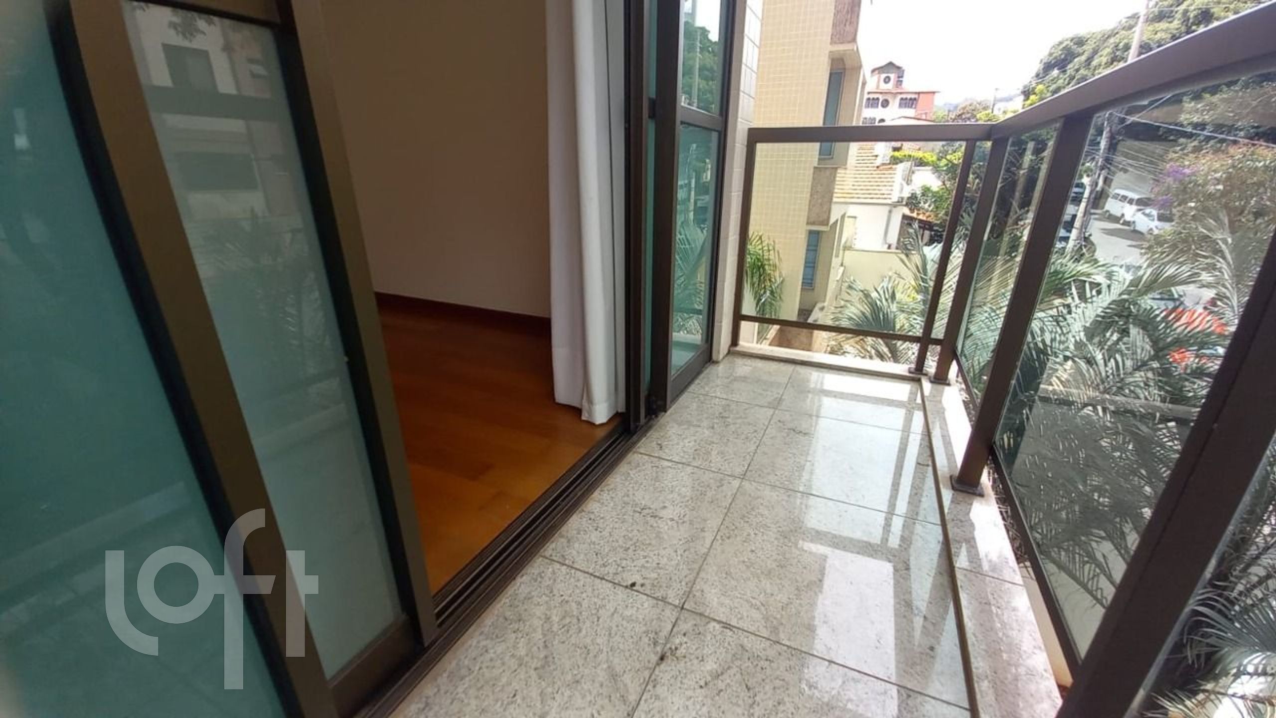 Apartamento à venda com 2 quartos, 72m² - Foto 24