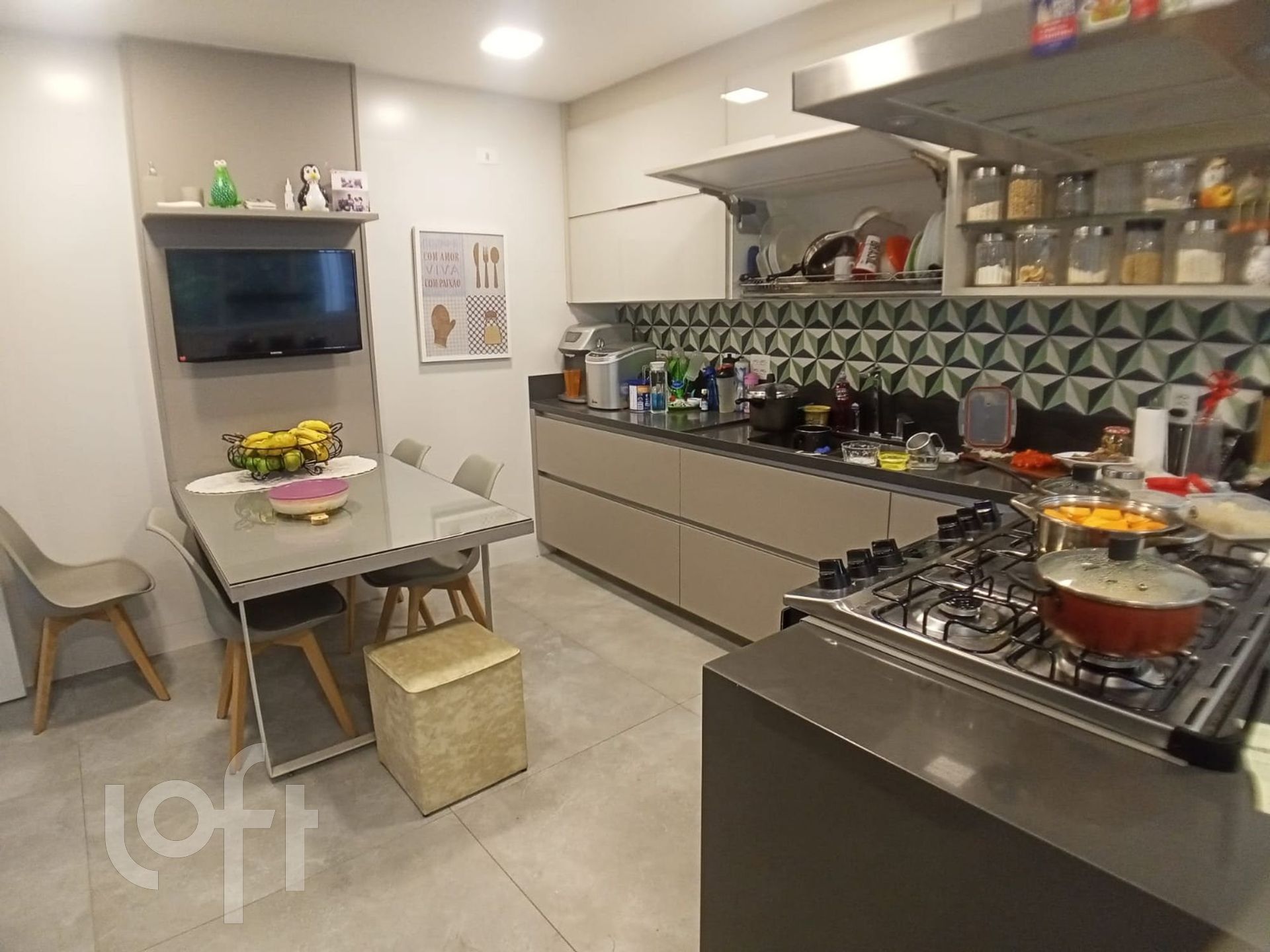 Apartamento à venda com 3 quartos, 210m² - Foto 12