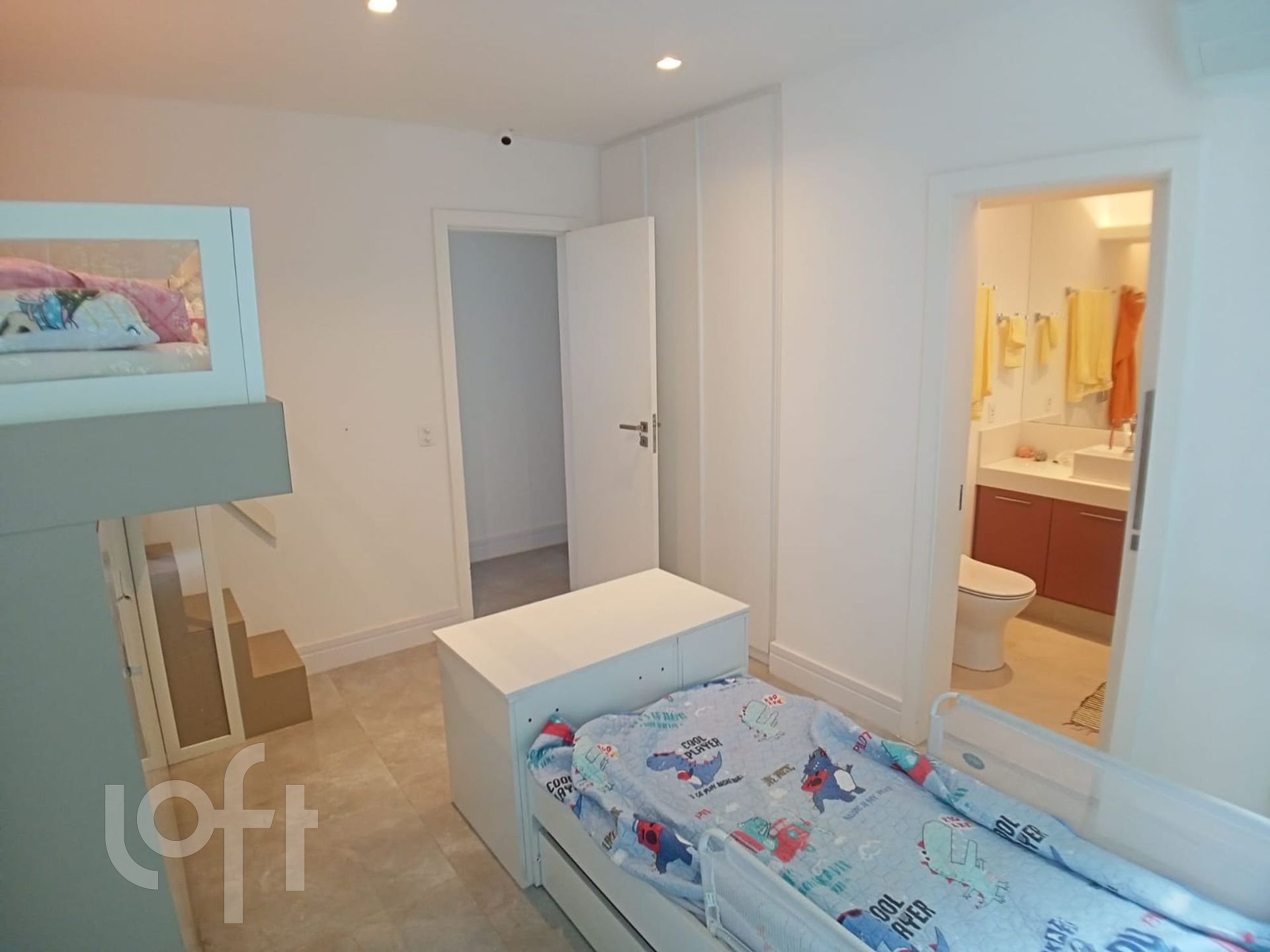 Apartamento à venda com 3 quartos, 210m² - Foto 28