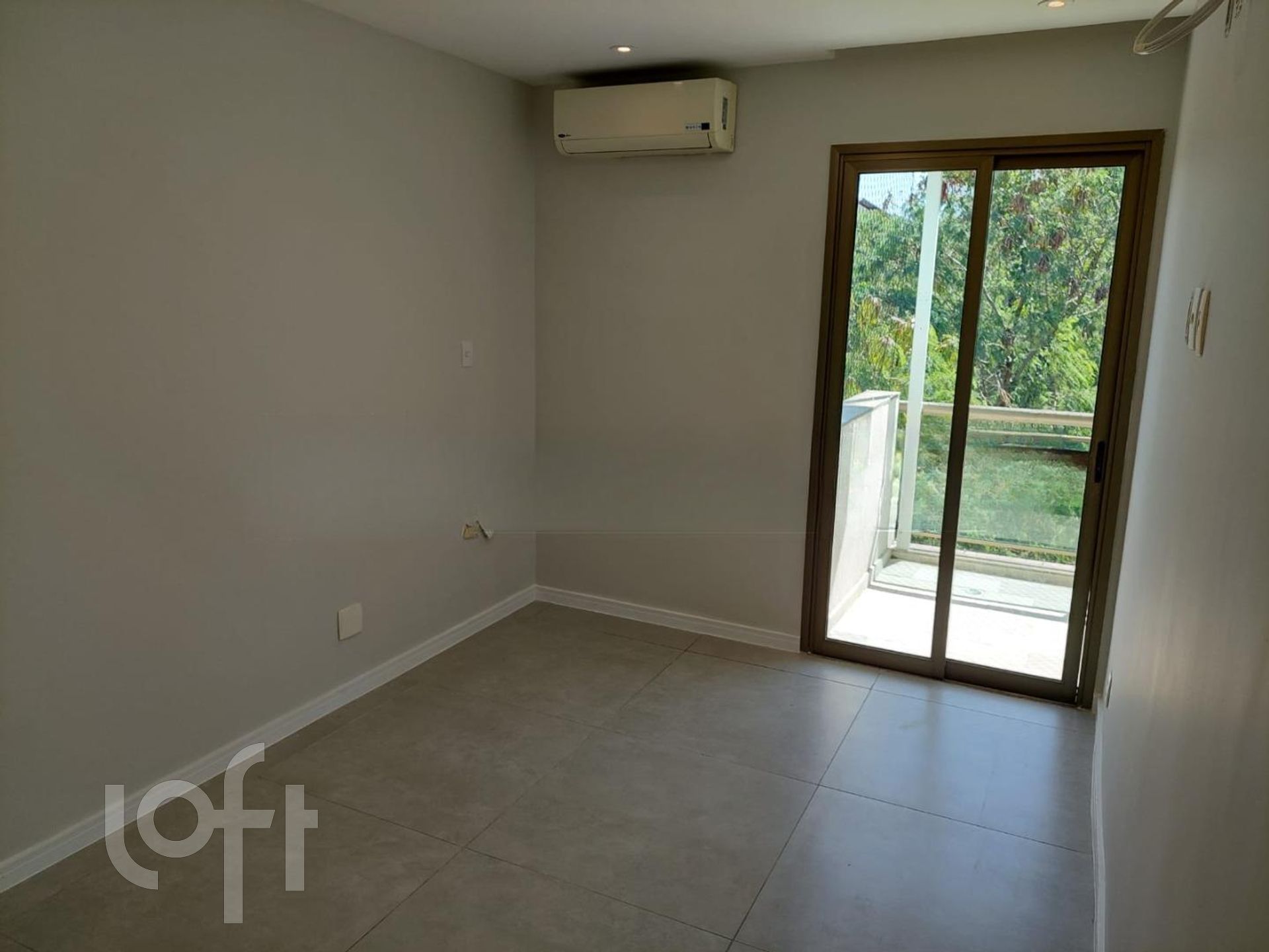 Apartamento à venda com 4 quartos, 195m² - Foto 27