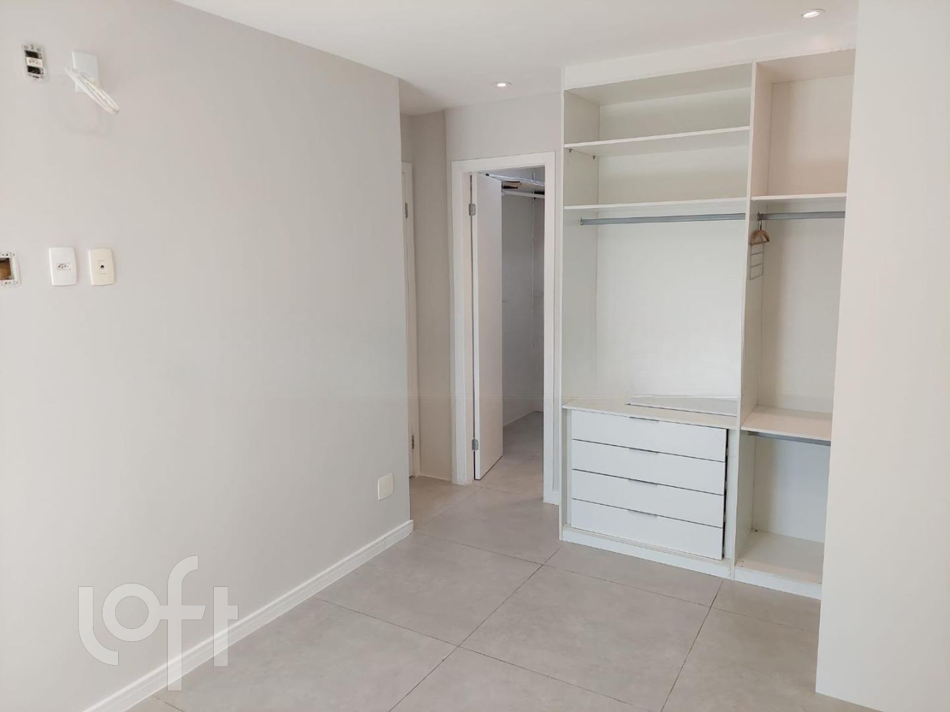 Apartamento à venda com 4 quartos, 195m² - Foto 61