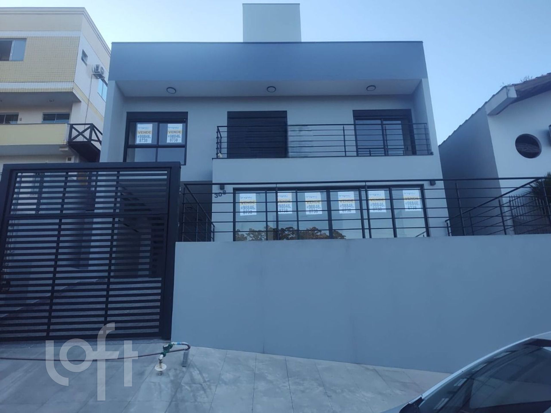 Casa à venda em Trindade com 184 m², 3 quartos, 3 suítes, 2 vagas