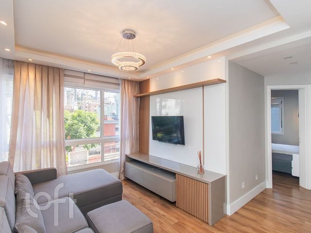 Apartamento com 61m², 2 dormitórios, 1 suíte, 1 vaga, Petrópolis em Porto Alegre