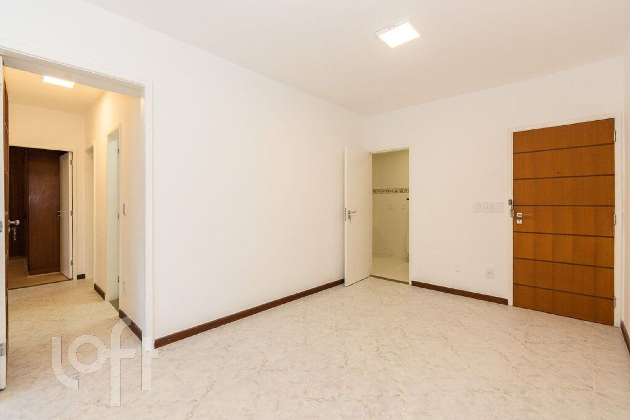 Apartamento à venda com 3 quartos, 94m² - Foto 1